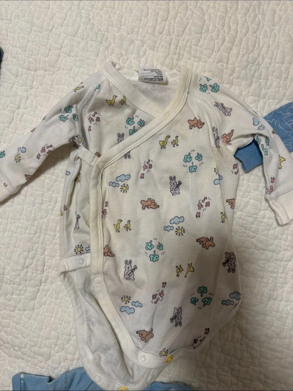 Uniqlo Mixed Color Kids One-Piece Bodysuits - Soft Cotton Wrap Style (4 Pack)